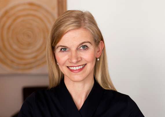 Dr. Christine Wefelnberg